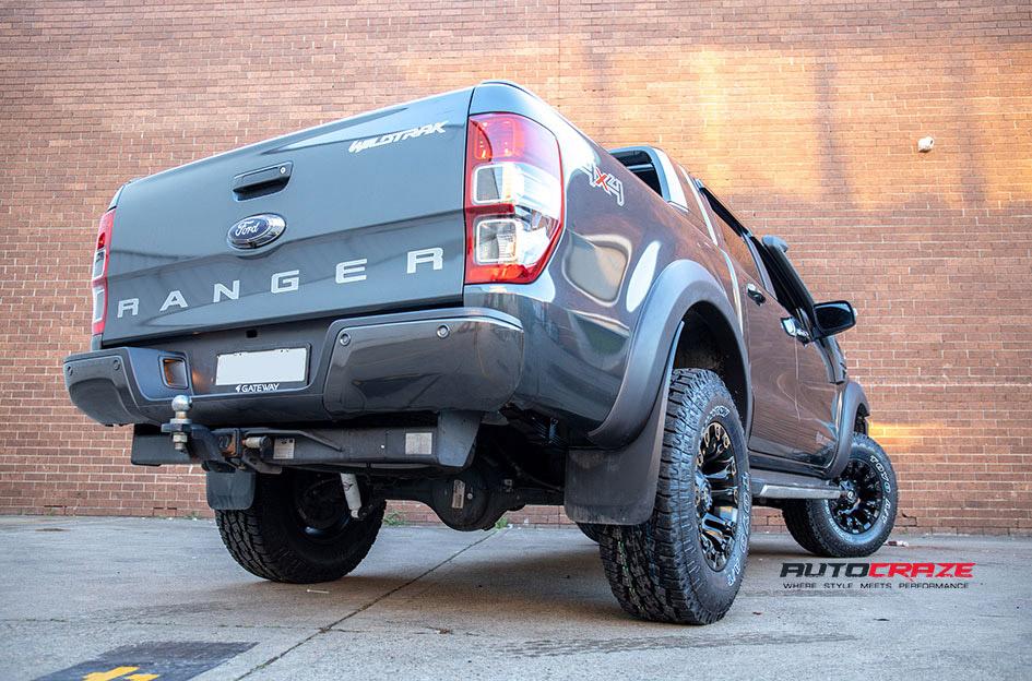 FORD-RANGER-VAPOR-MATTE-BLACK